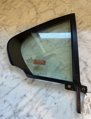 Volkswagen Jetta 2011-2018 pasajero puerta trasera derecha ventilación vidrio fabricante original Foto 1 de 2