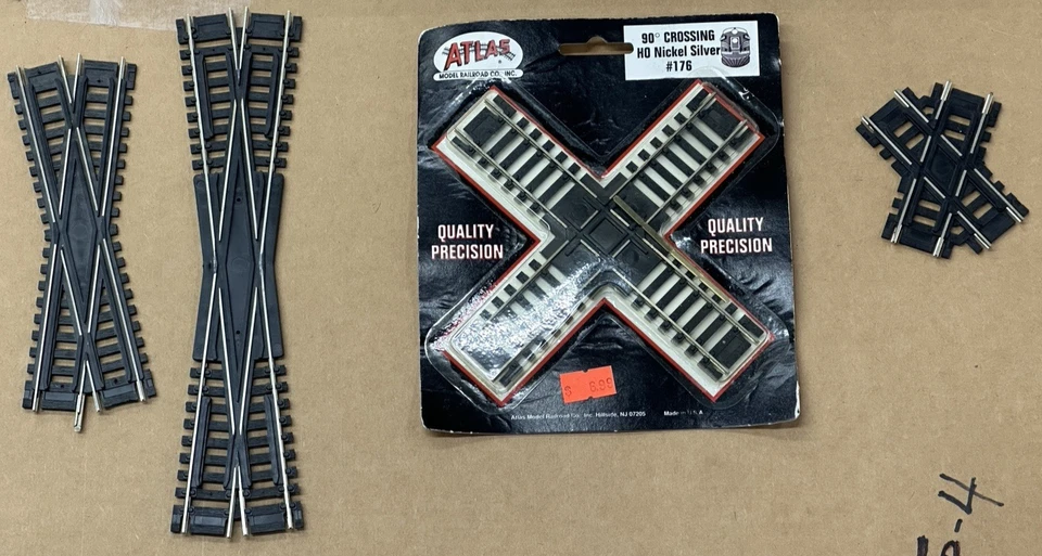 4 ASSORTED ATLAS HO CODE 100 NICKEL SILVER  CROSSING RAIL TRACKS - FREE SHIP - Image 1 of 1