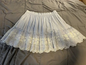 Falda para mujer CASLON hasta la rodilla con dobladillo con volantes - talla pequeña azul claro - Imagen 1 de 9