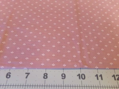 20" X 44" VINTAGE JOAN KESSLER PLUM CALICO/ COTTON#673 - Image 1 of 2