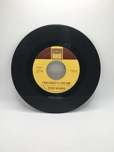 Stevie Wonder - I Was Made To Love Her / Hold Me - 1967 Tamla Records 45 RPM - Picture 1 of 2