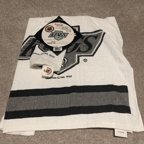 VINTAGE 1993 LOS ANGELES KINGS NHL BATH TOWEL & FACE CLOTH SET *NEW W/ TAGS* Cover