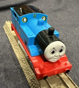 Treno giocattolo Tomy Thomas The Tank Engine 1992 2002 vintage FUNZIONANTE - Foto 1 di 7