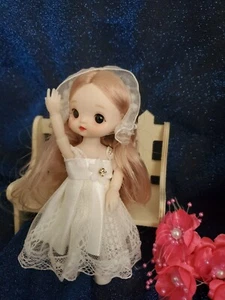 16cm BJD 1/12 Tiny Cute Doll Soft Plastic With Expression Face Full Set - Picture 1 of 3