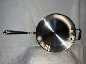 NUEVA SARTÉN SALTEADA DE 12” CON NÚCLEO DE COBRE DE ACERO INOXIDABLE TODO REVESTIDO - Imagen 1 de 12