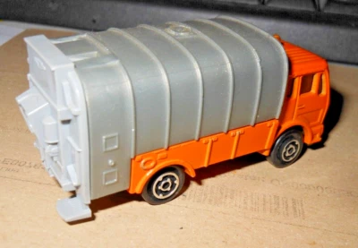 DIE CAST Majorette France 218 Città di Parigi Mercedes rifiuti spazzatura camion - Immagine 1 di 4