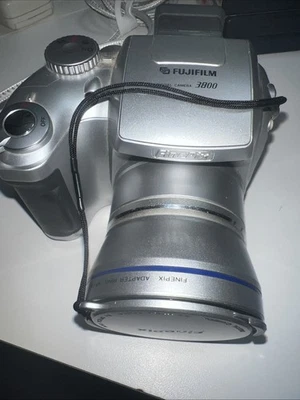 Fujifilm FinePix A Series A210 3.2MP Digital Camera - Silver - Image 1 of 4