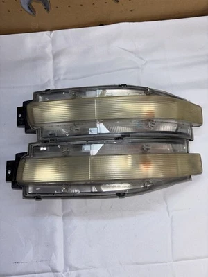 Señales de giro traseras Nissan 350z OEM 03-05 Foto 1 de 3