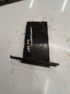 Porta-copo BMW 3 Series E92 M3 7127463 - Rv - Imagem 1 de 4