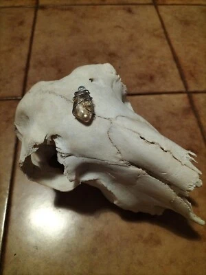 ciondolo pietra - Immagine 1 di 4