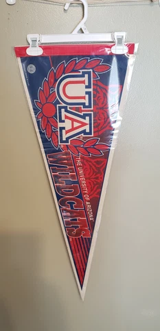 ARIZONA WILDCATS NCAA VINTAGE FELT PENNANT 01/16/2020 Cover