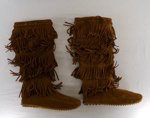 Minnetonka 1652 Moccasin Boots 5 Layer Leather Fringe W/ Conchos Women's Size 9  - Picture 1 of 16