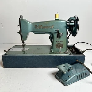 Vintage Monarch Deluxe Syncro-Matic Sewing Machine with Case - Japan – WORKS! - Picture 1 of 14