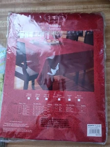 "Mantel oblongo plateado de vacaciones cuadrado de San Nicolás flores de pascua 60"" X 84"" nuevo con etiquetas" - Imagen 1 de 5