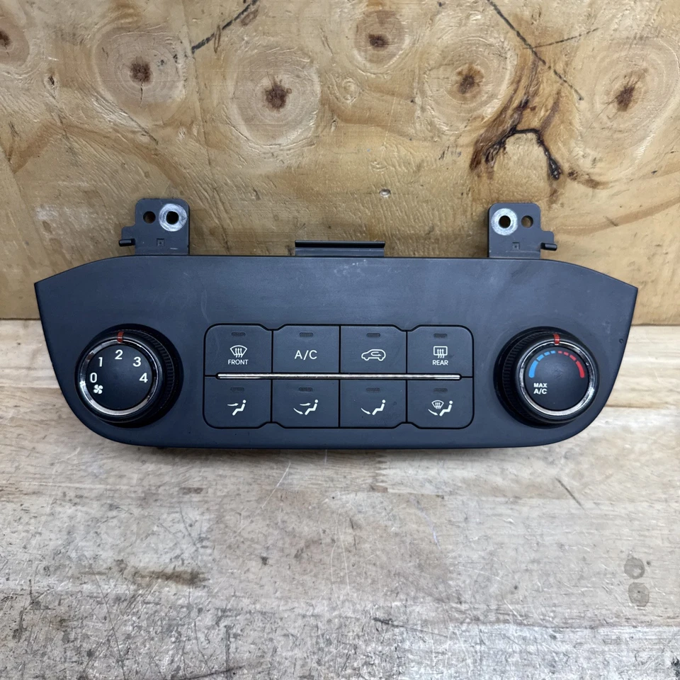 2011 - 2013 Kia Sportage AC Heater Climate Temperature Control  OEM Foto 1 de 4