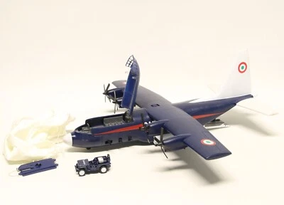 Micro Machines Carabinieri Aereo di Intervento Rapido Freccia Blu + Jeep paracad - Immagine 1 di 4