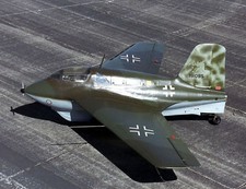 MESSERSCHMITT Me 163B Komet ( Spannweite 1600 mm). Modellbauplan RC