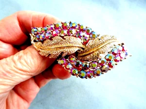 Vintage Red AB Rhinestone Brooch - Flashes red & Purple - Picture 1 of 3