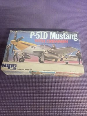 De colección Mpc P-51D Mustang con Crewman Escala 1/72 Modelo Kit No. 2-0103 Nuevo Precintado Foto 1 de 4