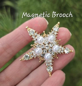 MAGNETIC Christmas Star brooch. Holiday Star Gold, Faux Pearl Crystal Pin Free - Picture 1 of 9