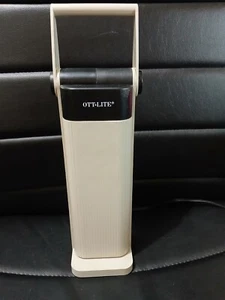 OTT-LITE Model OTL13TCG TrueColor Foldable Desk Lamp for Arts, Crafts and Sewing - Picture 1 of 12