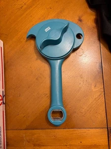 Sous Chef 5-in-1 Multi Purpose Opener - Picture 1 of 6