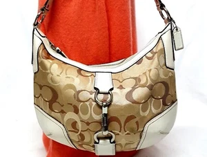 Coach Vintage Hampton Hobo Shoulder Bag W/Silver Hardware & Brown Interior! RARE - Picture 1 of 7