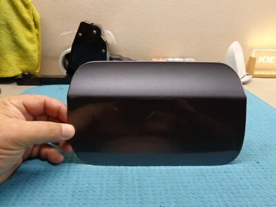 BMW 328d xDRIVE 14 15 16 17 18 MINERAL GRAY B39 FUEL GAS FILLER DOOR FLAP COVER - Image 1 of 4