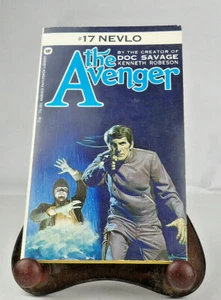 Avenger #17 Nevlo Kenneth Roberson Paperback - Bild 1 von 2