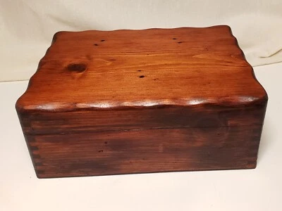 Solid Wood Cork Lined Cigar Humidor with Aztec Clay Moistener Co Humidity Plate. - Image 1 of 4