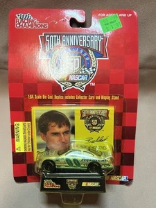 NIP 1998 Racing Champions 1:64 Scale NASCAR Diecast Stock Car #00 Buckshot Jones - Picture 1 of 2