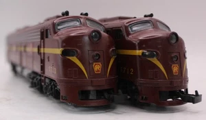 Locos diésel Pennsylvania #5713A y #5712A calibre IHC HO E8A/B - Imagen 1 de 5
