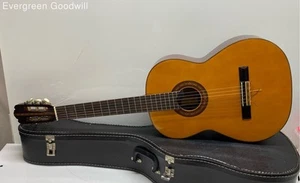 Vintage Lyle acoustic guitar - Picture 1 of 4