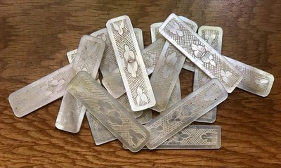 LOT 15 JETONS ANCIENS JEU QUADRILLE NACRE GRAVÉE XVIII 18eme GEORGIAN 18thC - Photo 1/3