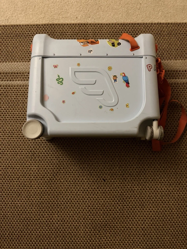 JetKids by Stokke BedBox 蓝色 - 儿童乘车行李箱 — 第 1/4 张图片