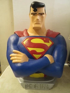 Warner Bros. 1997 "Busto de Superman Studio Store - 18"" era animada DC Comics" - Imagen 1 de 2
