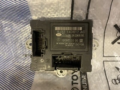 2009 2010 2011 2012 2013 2014 2015 Jaguar XF unidade de controle de porta dianteira direita - Imagem 1 de 3