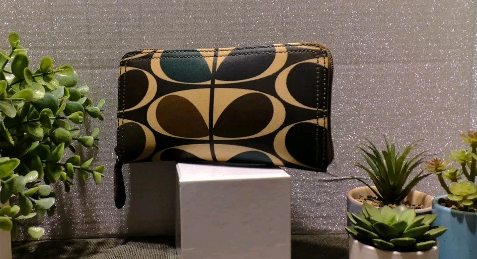 Cartera Orla Kiely Marrón Todo Alrededor Cremallera Recubierta Lona, Ranuras para Tarjetas, Bolsillo con Cremallera Foto 1 de 4