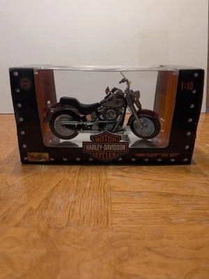Harley Davidson 1/10 scale motorcycle - Image 1 of 4
