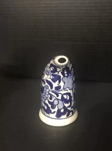 ceramic salt inhaler blue and white floral design - Picture 1 of 9