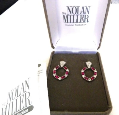 NUEVO EN CAJA CERTIFICADO DE AUTENTICIDAD NOLAN MILLER BAGUETTE FUCSIA CRISTAL ROSA ESTRÁS PENDIENTES Foto 1 de 4