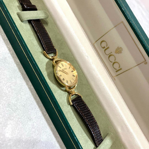 Orologio analogico donna Gucci 6000.2.L oro cinturino pelle nero con scatola