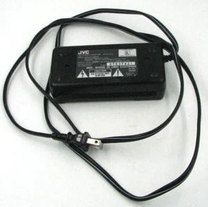 Adattatore di alimentazione CA JVC VHS-C modello AA-V11U - Foto 1 di 2