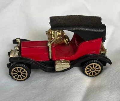 Pierce Arrow Automobile Diecast Car 1:64 Reader's Digest Red &Tan Black in Box - Image 1 of 4