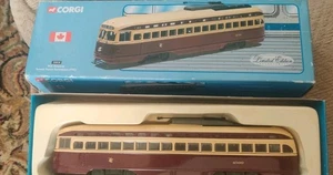 Corgi 55010 1:50 Toronto Transit Commission PCC Streetcar In Box - Picture 1 of 3