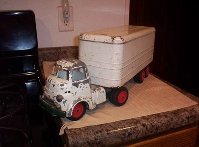 Semirremolque y remolque Wyandotte vintage años 50 Foto 1 de 4