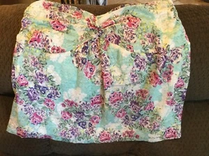 EUC Torrid Womens Sleeveless Tube Top Size 1 White Floral Pinks Strapless Lined - Picture 1 of 2