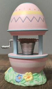 Hallmark Merry Miniatures Easter- 1993 Easter Egg Well 3¼" Tall - Picture 1 of 6