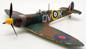 Corgi 1/32 Scale Diecast AA33902 - Spitfire MKI P9386 QVK Sqn Ldr B.Lane - Picture 1 of 7