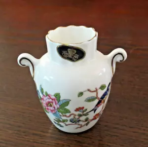 VINTAGE AYNSLEY SMALL PEMBROKE BLUE BIRD OF HAPPINESS VASE ORIGINAL STICKER - Picture 1 of 5
